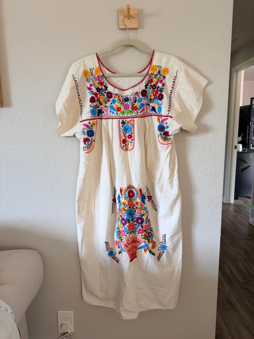 Vintage Embroidered White Mexican Boho Dress - Multicolor Floral L XL